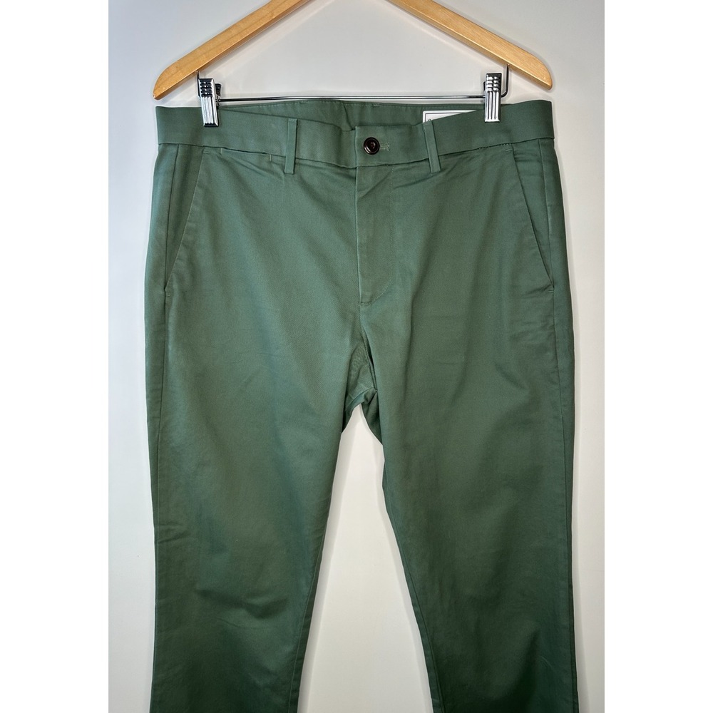 Gap Modern Skinny Performance Khakis Men's Size 34 x 34 Olive Green Chino Pants - Picture 3 of 13